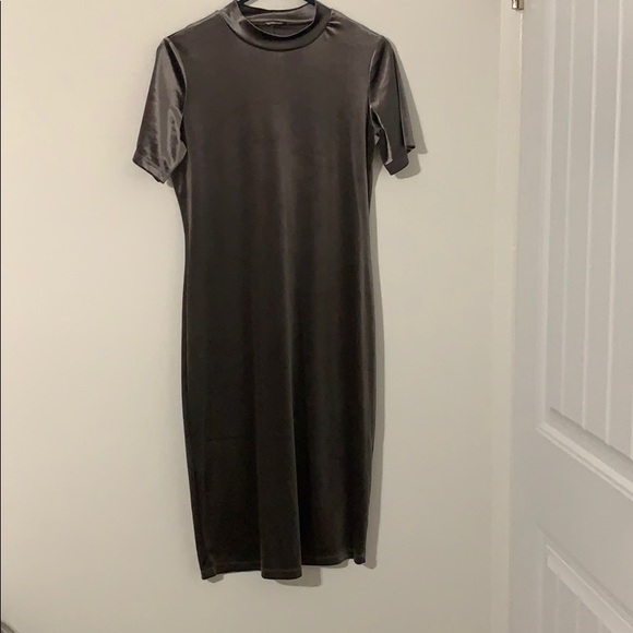 Zara Dresses & Skirts - Zara velvet body con dress